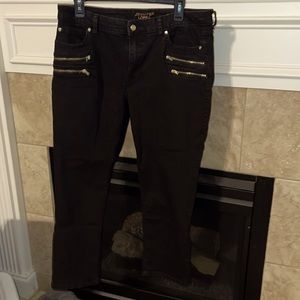 Sexy rocker vibes JLo capri pants